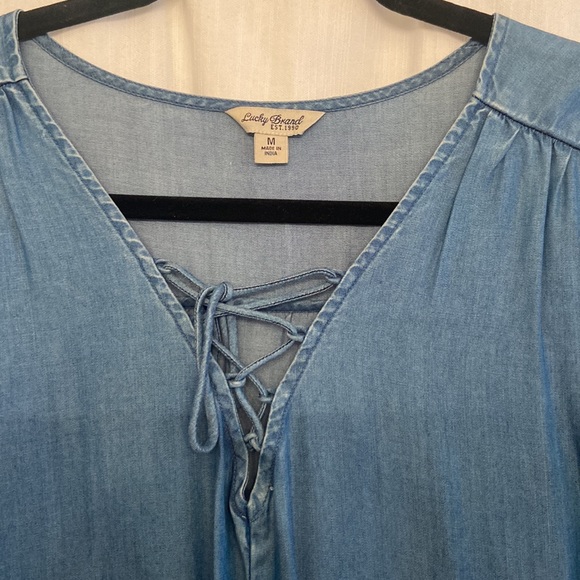 Lucky Brand jean dress. Super comfortable and light. worn once, great condition - Picture 4 of 10